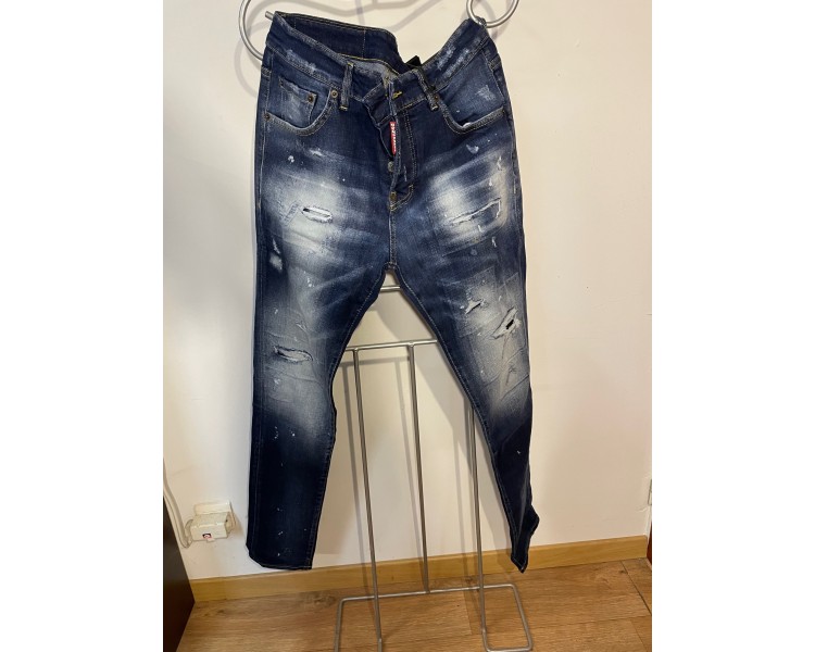 DSQUARED2 COOL GUY JEAN