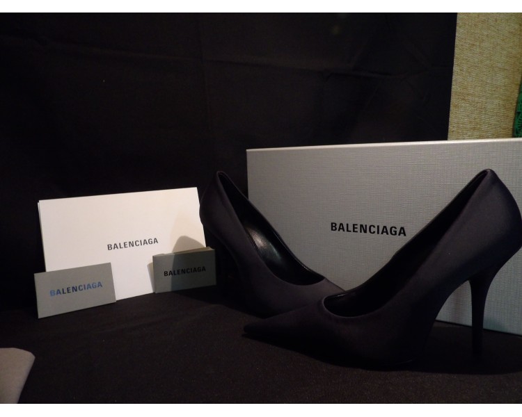 ESCARPIN BALENCIAGA